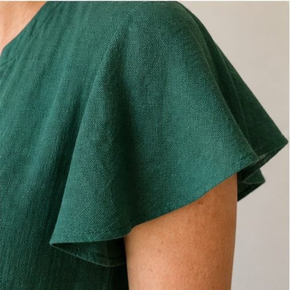Emerald Ruffle Blouse - Picture 5 of 6